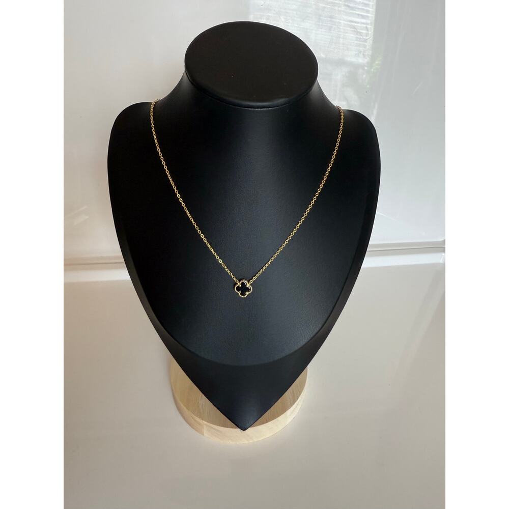 Genuine Onyx Clover Necklace – New – 14K Gold-Plated over 925 – 16–18″ – 2.59 g